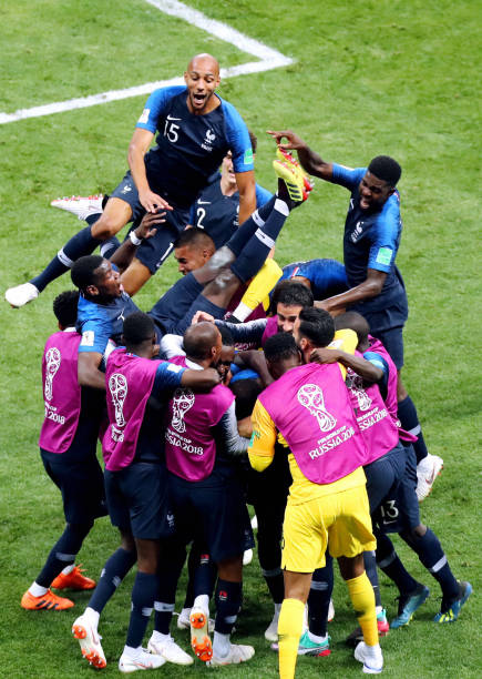 山東男籃四外援陣容初露鋒芒合力斬獲72分.